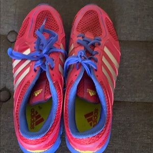 Adidas Woman’s lightly used running shoe